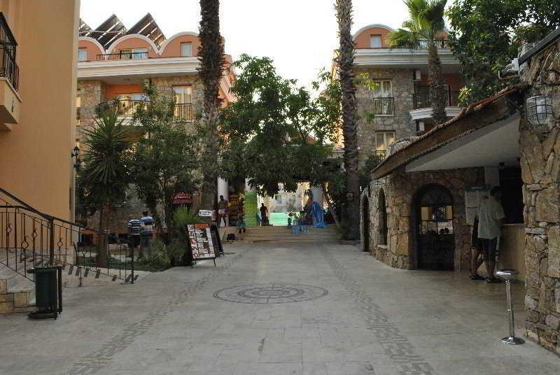 Hotel apartamentowy Club Dena